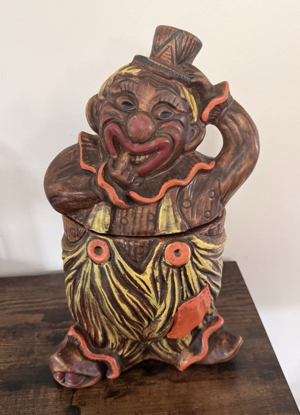 Vintage Happy Hobo #213 California Originals clown Scary ceramic cookie jar